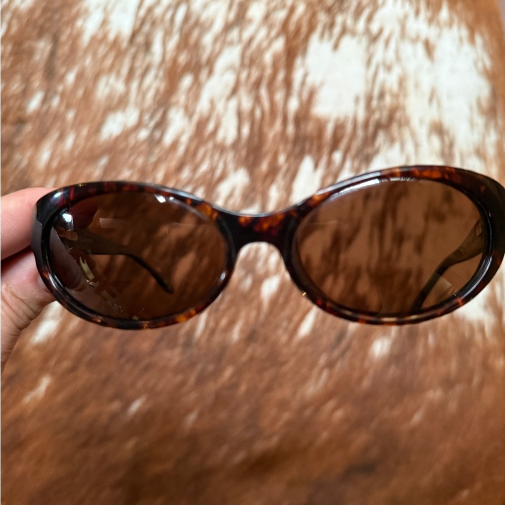 1990’s Costa Del Mar sunnies.